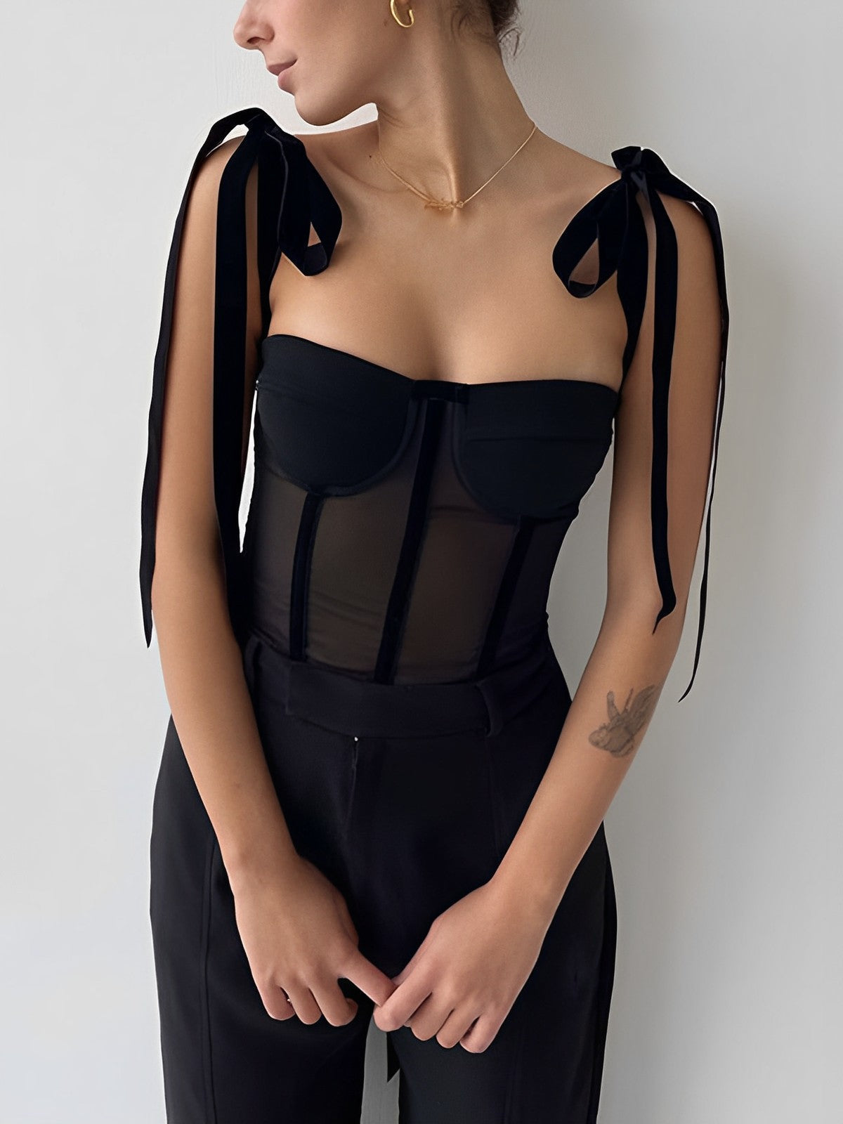 Lena - Elegante Zwarte Mesh Corset Top voor Vrouwen